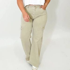 Cay Cargo Jeans by Risen Jeans